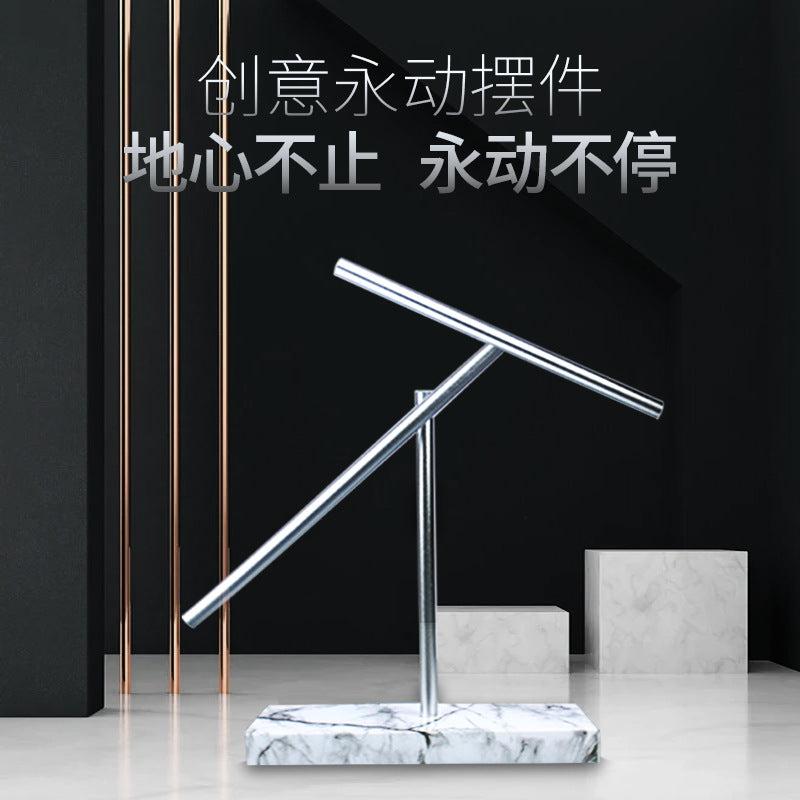 Elite Club Jumbo Balancing Showpeice