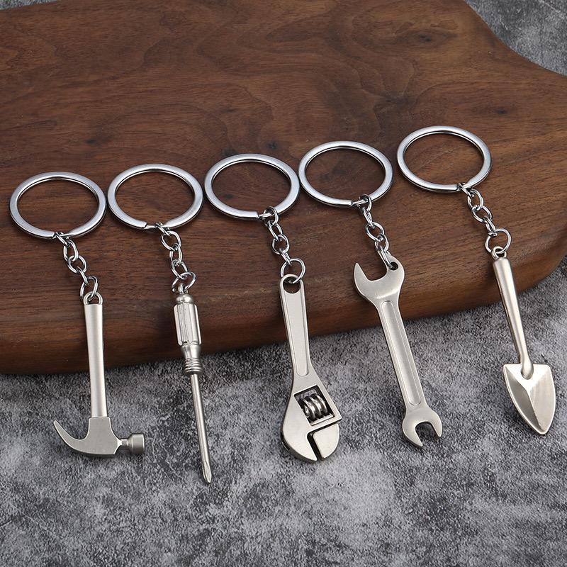 Mini Metal tool shape keychain pack of 10 (net price 30)