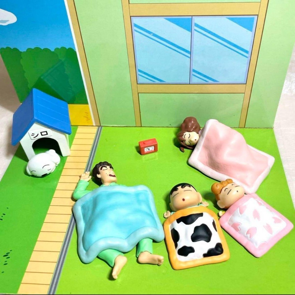 Shinychan family sleeping set of 5 pcs (Unlike others our set includes a Hut)